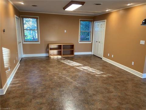 223 Beechtree Cir, Mount Airy, NC 27030 photo 36