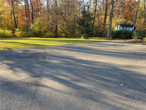 223 Beechtree Cir, Mount Airy, NC 27030 photo 12
