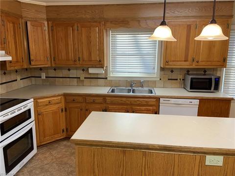 223 Beechtree Cir, Mount Airy, NC 27030 photo 28