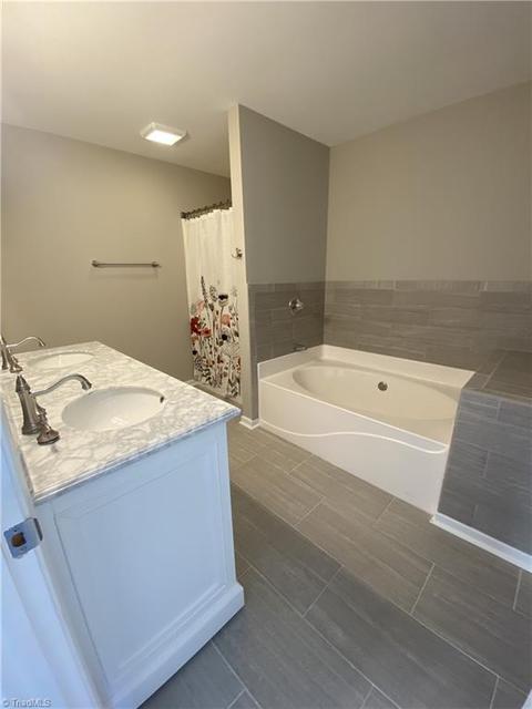 4724 Whisper Oak Dr, Trinity, NC 27370 photo 10