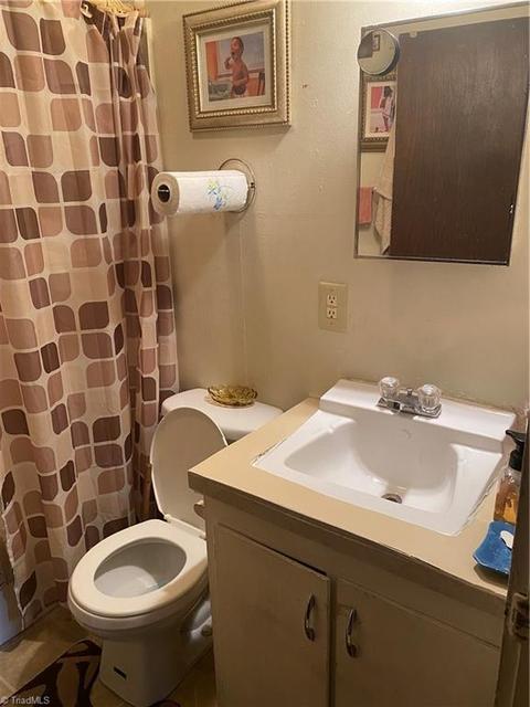 228 Friendly Ave, High Point, NC 27260 photo 11