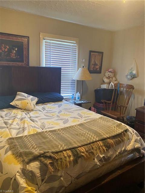 228 Friendly Ave, High Point, NC 27260 photo 6
