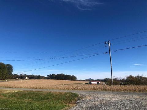 3466 Simpson Mill Rd, Dobson, NC 27017 photo 4