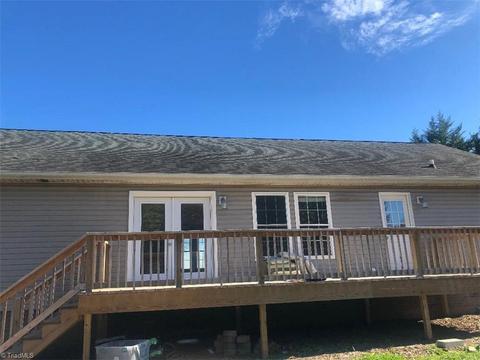 3466 Simpson Mill Rd, Dobson, NC 27017 photo 3