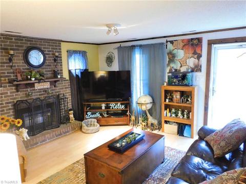 5050 Robbins Country Rd, Trinity, NC 27370 photo 3