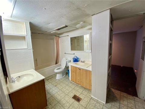 4184 Fairwood Dr, Trinity, NC 27370 photo 13