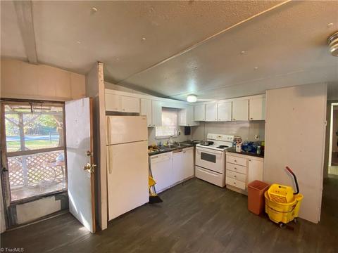 4184 Fairwood Dr, Trinity, NC 27370 photo 6