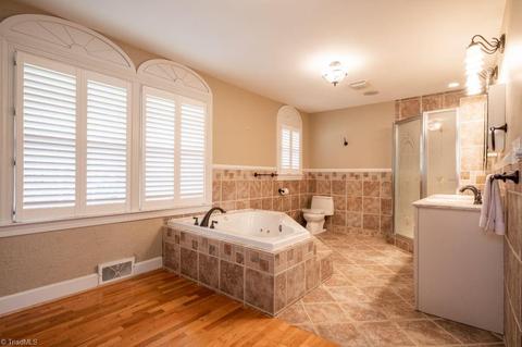 811 Main St, Elkin, NC 28621 photo 24
