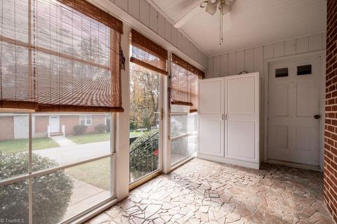 811 Main St, Elkin, NC 28621 photo 28