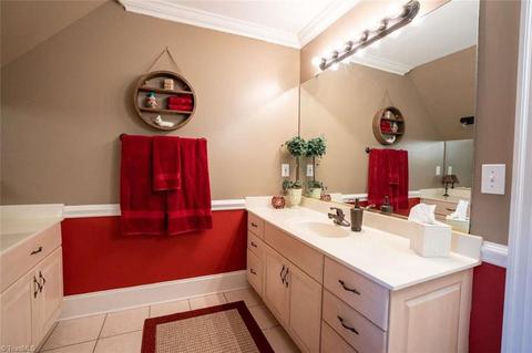 1512 Meta Ct, High Point, NC 27265 photo 38