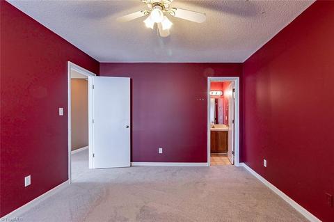 3164 Windchase Ct, High Point, NC 27265 photo 13