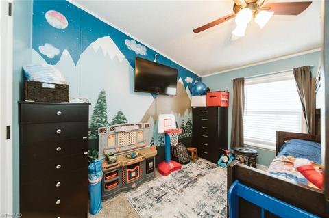 238 E Memorial Hwy, Harmony, NC 28634 photo 8