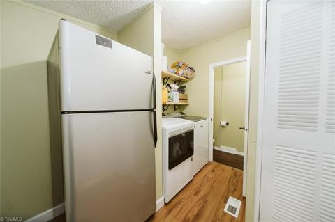 238 E Memorial Hwy, Harmony, NC 28634 photo 29