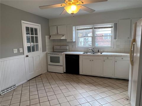 132 Sunview Ave, High Point, NC 27265 photo 12