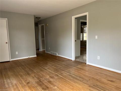 132 Sunview Ave, High Point, NC 27265 photo 6