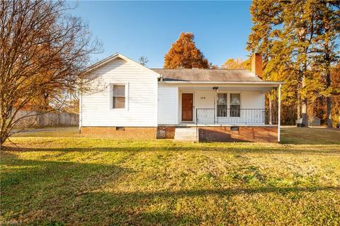 109 Sealy Dr, Trinity, NC 27370 photo 1