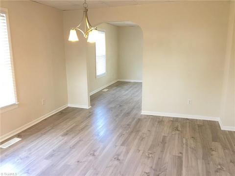 715 Patrick St, Eden, NC 27288 photo 4