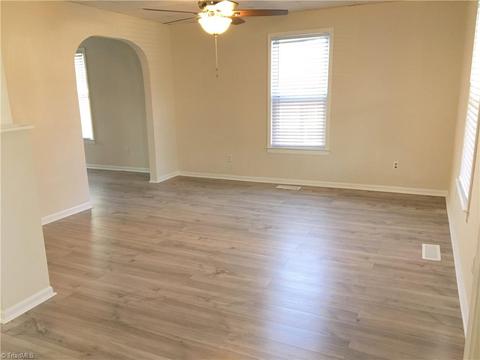 715 Patrick St, Eden, NC 27288 photo 2
