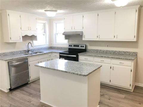 715 Patrick St, Eden, NC 27288 photo 8
