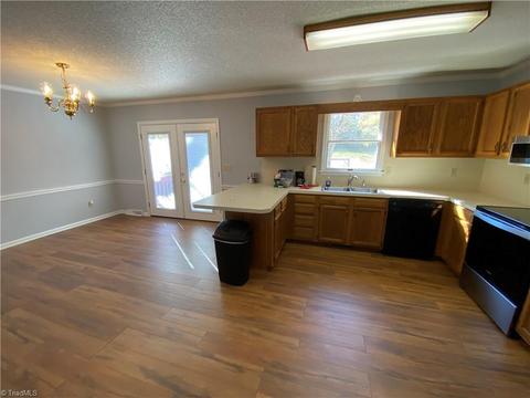 609 Dalton Rd, King, NC 27021 photo 37