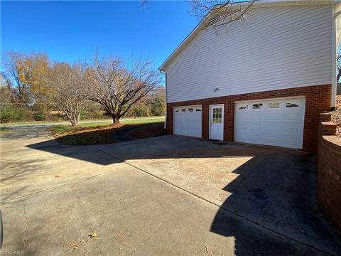 609 Dalton Rd, King, NC 27021 photo 10