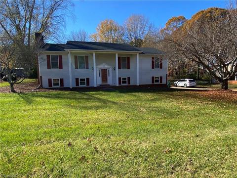 609 Dalton Rd, King, NC 27021 photo 6