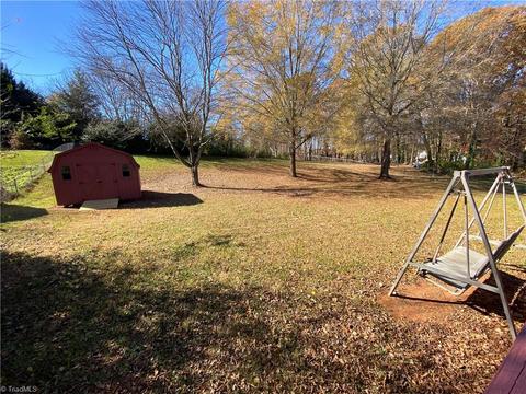 609 Dalton Rd, King, NC 27021 photo 23