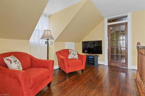 1007 Pine Circle Dr, High Point, NC 27265 photo 25