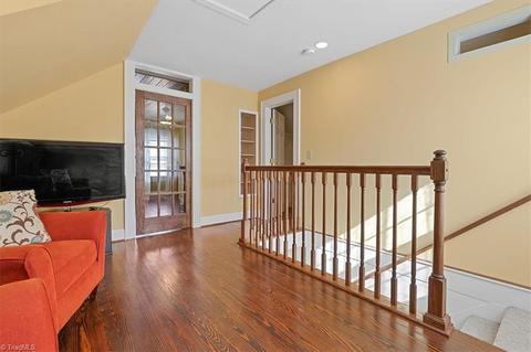 1007 Pine Circle Dr, High Point, NC 27265 photo 24