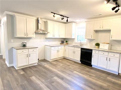 3640 Rhonda Dr, Trinity, NC 27370 photo 6