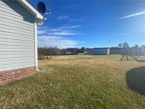 640 Saddlebred Loop, Stokesdale, NC 27357 photo 37