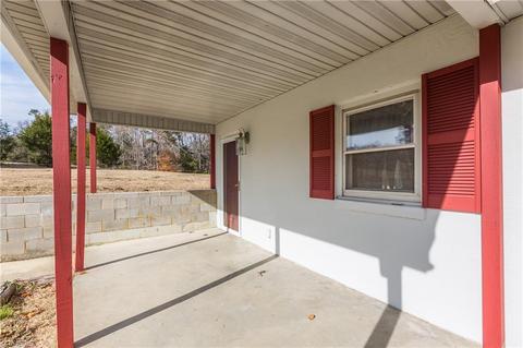 5006 Fairview Church Rd, Trinity, NC 27370 photo 9