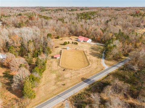 5006 Fairview Church Rd, Trinity, NC 27370 photo 3