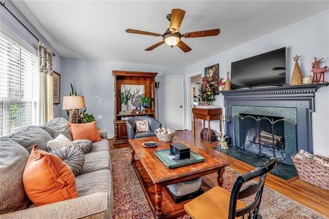 1506 Pinehurst Dr, High Point, NC 27262 photo 5
