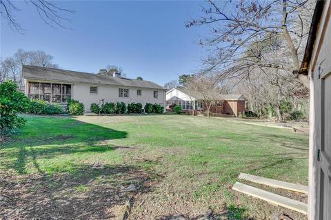 1506 Pinehurst Dr, High Point, NC 27262 photo 23