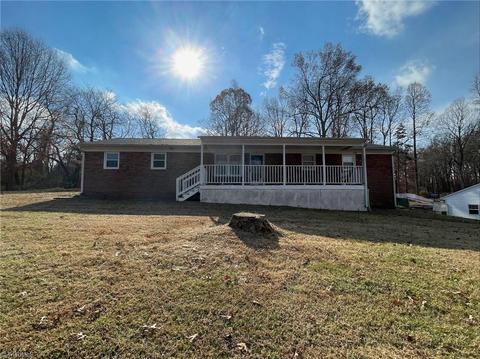 216 Elaine St, Trinity, NC 27370 photo 1