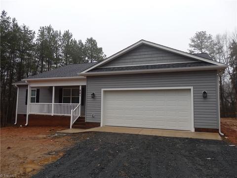 841 Flat Swamp Rd, Denton, NC 27239 photo 2