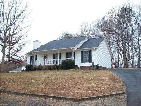 356 Periwinkle Rd, Eden, NC 27288 photo 1