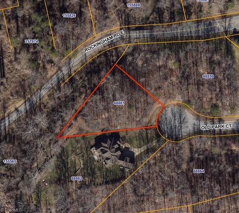 6 Old Park Ct, Greensboro, NC 27407