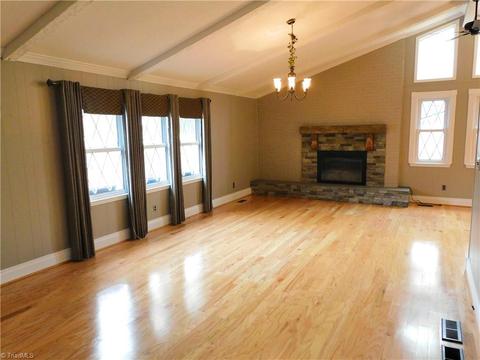4705 Pineview Dr, Trinity, NC 27370 photo 5