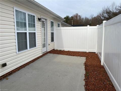 203 Weston Woods Cir, Trinity, NC 27370 photo 8