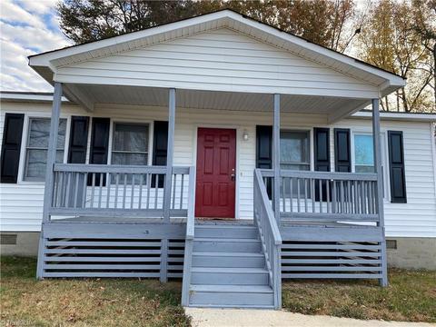2409 Robbins St, High Point, NC 27263 photo 2