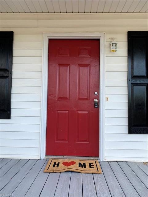 2409 Robbins St, High Point, NC 27263 photo 4