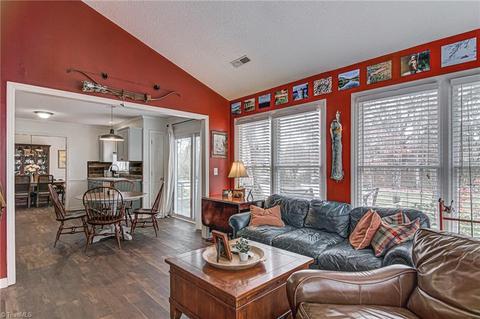 3323 Timberwolf Ave, High Point, NC 27265 photo 17