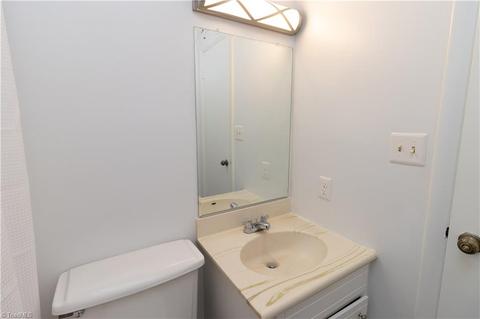 2217 Shadow Valley Rd, High Point, NC 27265 photo 20