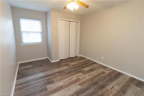 2217 Shadow Valley Rd, High Point, NC 27265 photo 18
