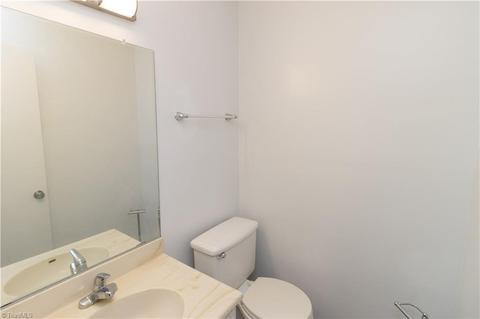 2217 Shadow Valley Rd, High Point, NC 27265 photo 3