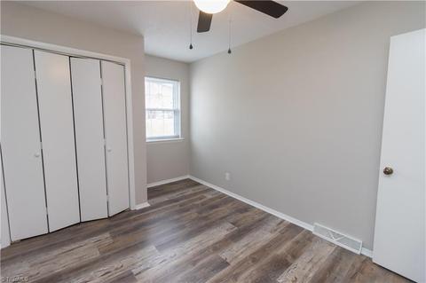 2217 Shadow Valley Rd, High Point, NC 27265 photo 12