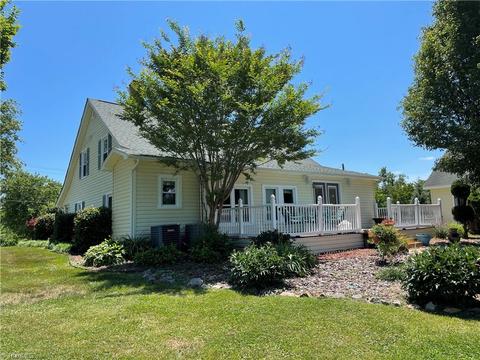 785 Purlear Rd, Purlear, NC 28665 photo 17