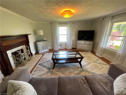 785 Purlear Rd, Purlear, NC 28665 photo 2